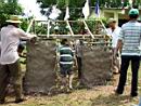 TN_mud_house-50.jpg (6120 bytes)
